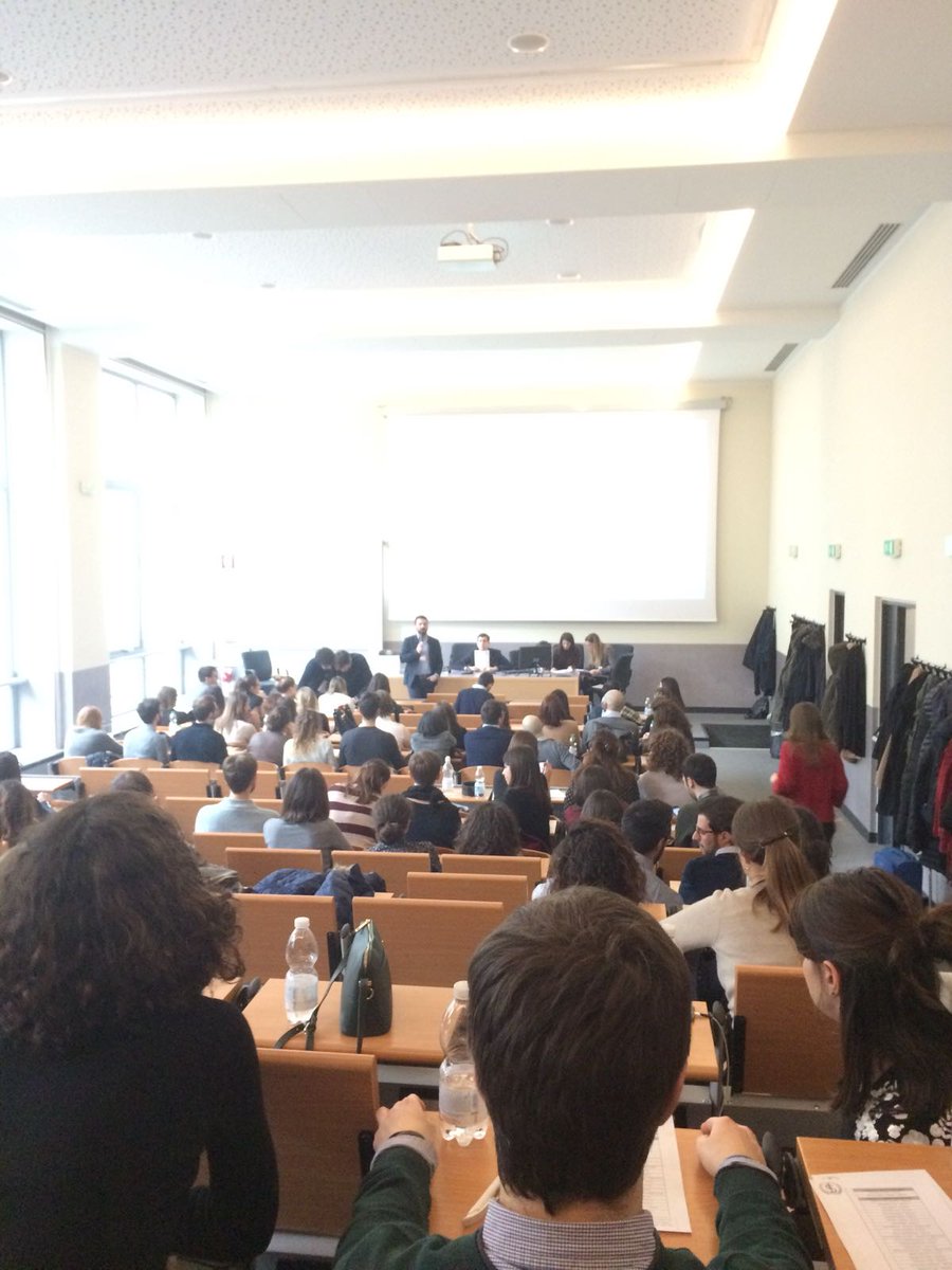 lttlesnshine's tweet photo. II Assemblea nazionale degli specializzandi #10marzo #Milano #farmaciaospedaliera #Renasfo https://t.co/3ALAJHjWls