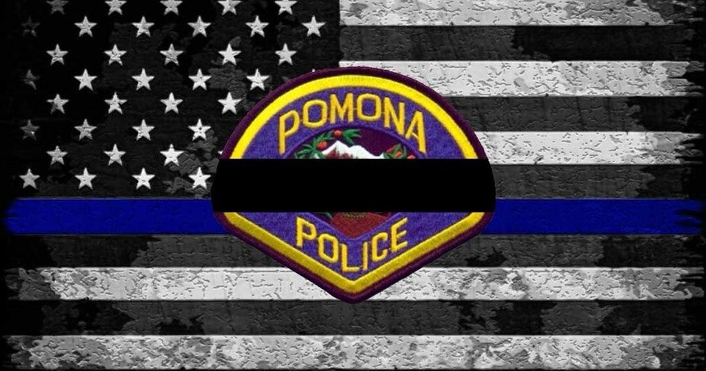 ClovisPolice_CA's tweet photo. Please keep our friends @PomonaPD in your prayers during this very tough time.  

On behalf of Chief Matthew Basgall and the entire Clovis Police Department, we extend our condolences. 

#ThinBlueLine https://t.co/dEY45H23vN