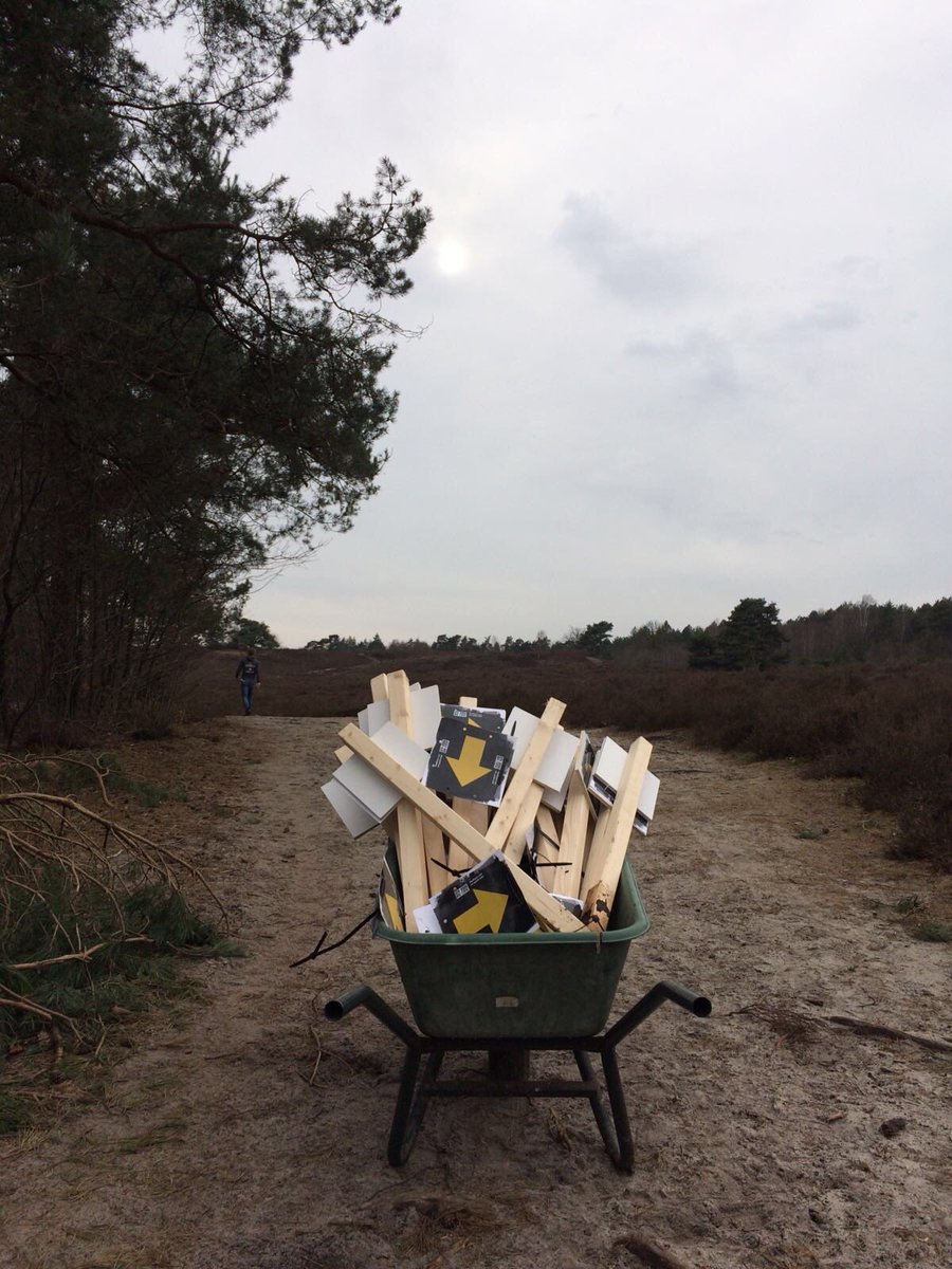 renvoorhunleven's tweet photo. Job is done! De komende dagen bezig met de foto’s en uitslagen maar voor vandaag is het genoeg! Top dag gehad en een mooie opbrengst voor de #verrenaasten waar jullie binnenkort meer over horen! #cross #heerde #vrijwilligersbedankt #sponsorsbedankt https://t.co/kwwUAI6Fwv