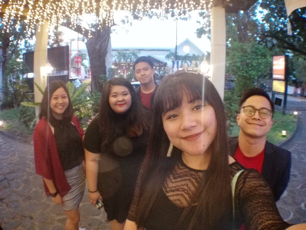 lykaalino's tweet photo. Kidlat Awards #AdSummitPH2018 https://t.co/usisbfFryH