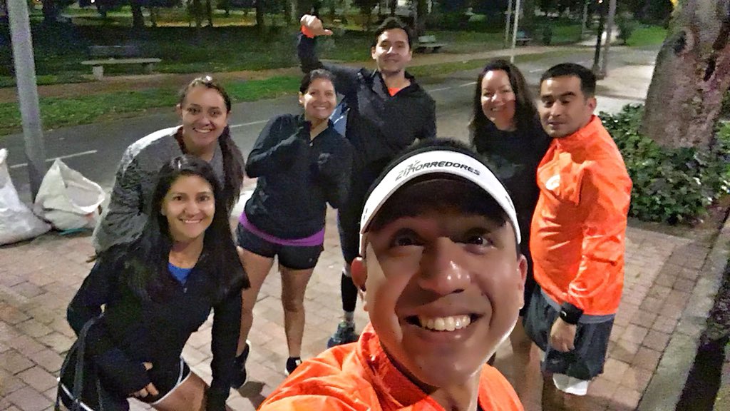 MrNestorGarcia's tweet photo. 5:20 a.m. Y nosotros... #ListosParaCorrer esto es #MuchoAmorAlArte #Pacers #YoCorroCon21K #SiguenosHastaLaMeta #EsosLocosQueCorren #AthletesUnfiltered #Somos21Korredores #CorreViveSiente #YoCorroEnEquipo #FamiliaKorredora #CorrerEsMiPasion #GatoradeCol #GarminCol #Strava https://t.co/RhNb8KQSkK