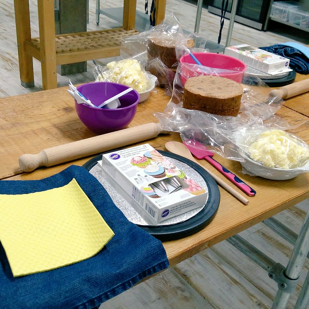 This is how it all begins 😄 #unicorncake in the making...