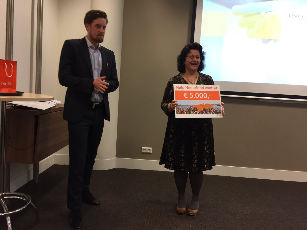 We hebben net een cheque van € 5000,— mogen ontvangen van het ING fonds Help Nederland vooruit. Allemaal hartelijk dank voor jullie steun en stemmen!!