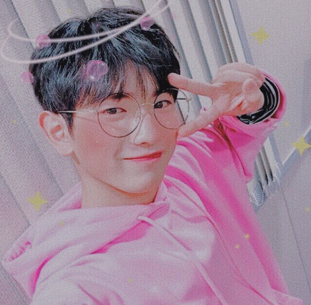 euiwoongsoftbot's tweet photo. uwu overload !! 

ㅡ ☘ #EUIWOONG  .·*ﾟ #이의웅 .·❀
→ admin 🌙 https://t.co/t8Dlu3OM1w