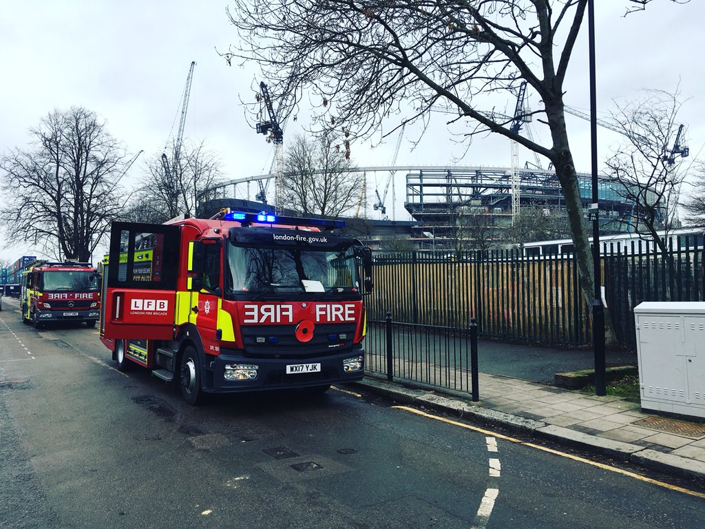#Tottenham #RedWatch were mobilised this morning to “Smoke Issuing From Behind A House” on Park Lane N17. No action required on their arrival. A photo for the football fans following, <a href="/SpursOfficial/">Tottenham Hotspur</a> new stadium is taking shape. #COYS #ParkLane