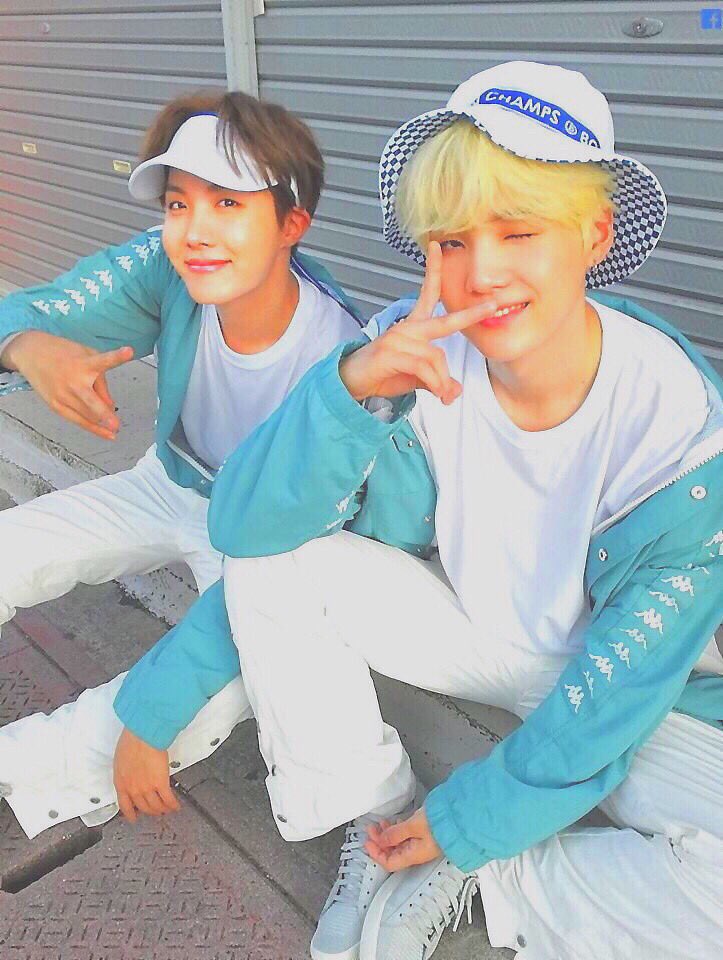 ___bts1617's tweet photo. ｲﾓｫｫｫｫｫｫｫﾝはタグを出すぞ。

💫推しは🍠
💫クオズとソプ사랑해
💫基本的にテンション高いお😳
💫安定求む

#BTS好きな人と猛烈に絡みたくて絡みたくて仕方がないのでBTS好きな人RT #armyさんと猛烈に絡みたいのでRTしてくれた方フォローします #ARMYさんと繋がりたい https://t.co/xb4uCoX5ff