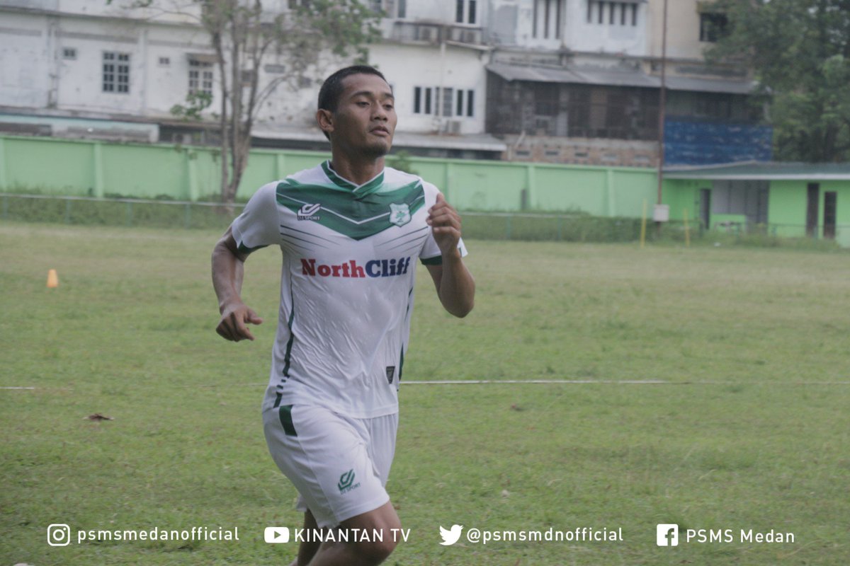 Weekend latihan, yuk digenjot fisiknya semangaaaattt !!! .
.
.
.
.
.
.
#PSMSMedan #KebanggaanMedan #AyamKinantan #Thekiller