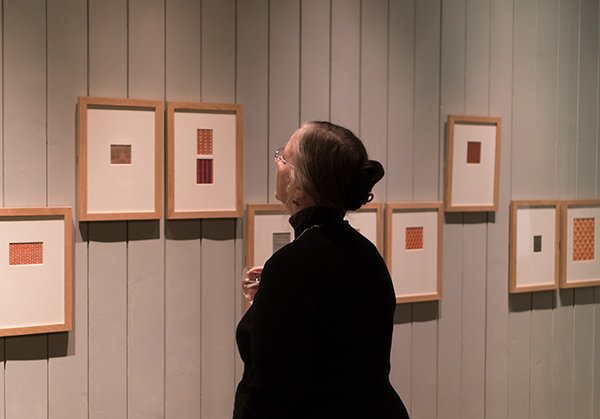 museumartcraft's tweet photo. Looking for things to do for #MothersDay tomorrow? Bring your favourite person to the museum to see #ElizabethFriedlander and #PenguinEssentials, followed by coffee and delicious cake in the Cart Lodge Café! https://t.co/dtScHZPSrH