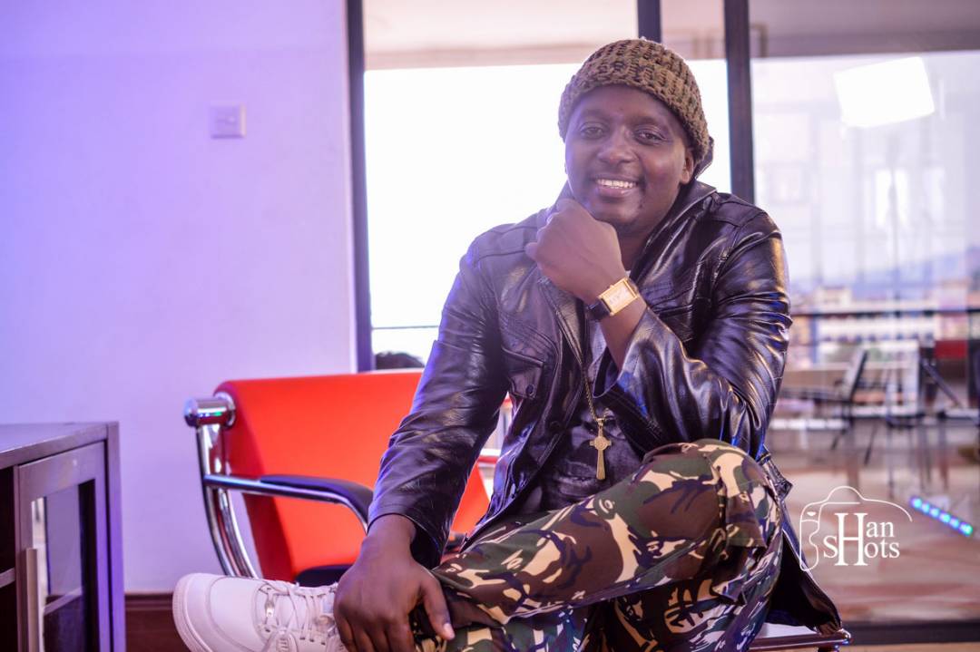tuffbofficial's tweet photo. Show time in blood #NBSKURT https://t.co/zExyhSEkbb