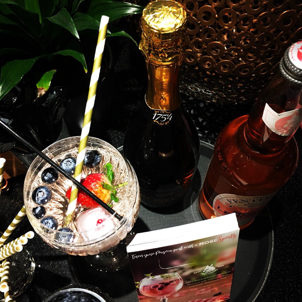 Don’t forget it’s Ball Street Deli Market tomorrow. We will be serving a selection of amazing Yorkshire Gins &amp; Fizz from our beautiful Vintage Horsebox. 
.
.
.
#treatyourmum #mothersruin #ginandtonic #artisan #makers #local #yorkshire #sheffield #kelhamisland #ballstreetdeli