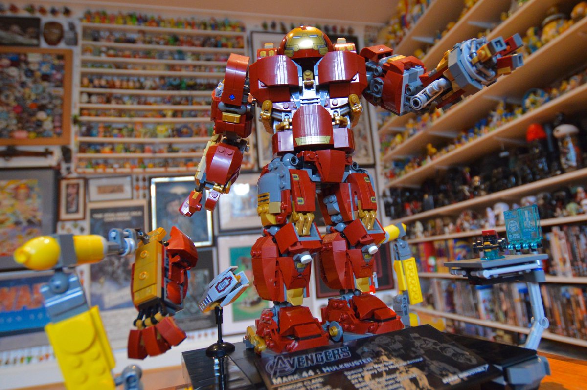 Chunky as a Skull Island monkey. #LEGO #Hulkbuster #Marvel #Avengers LEGO.build/Hulkbuster