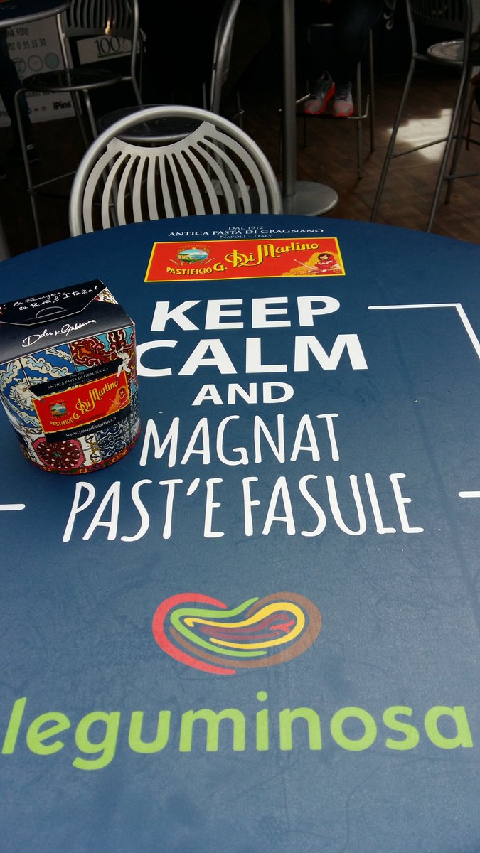 pastadimartino's tweet photo. #pastadimartino vi aspetta a Piazza Dante ❤ #LEGUMINOSA2018 https://t.co/2q5aNjxIKH