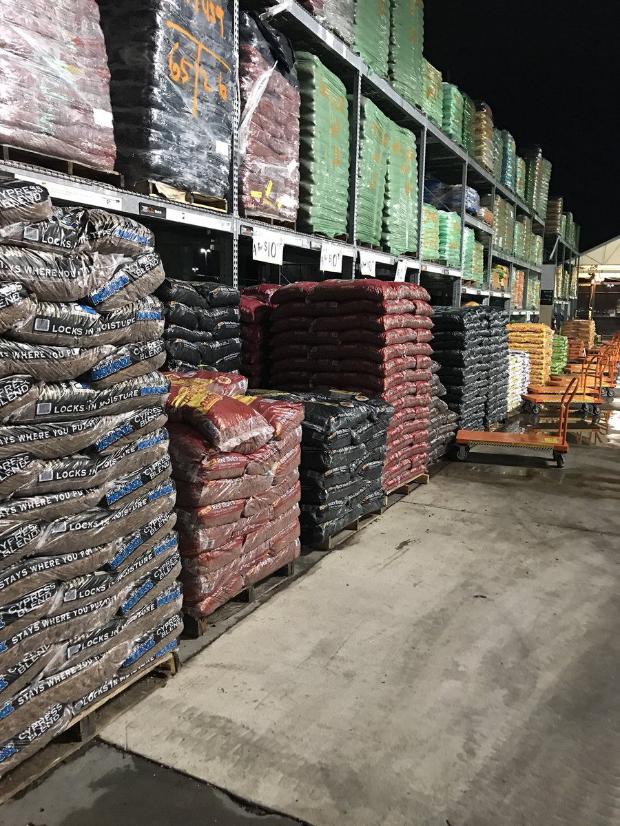 TevinScott14's tweet photo. #ConsistentRecovery Awesome Job Team! Letβs make this spring one to remember! @kashira6530thd @madeniaelaine @RickyrayHD @RD_Jones23 @Phillip6530 @JarrodFarmer4 @kimbrough_mk @DebbieW75770562 https://t.co/0rNm62k1nI