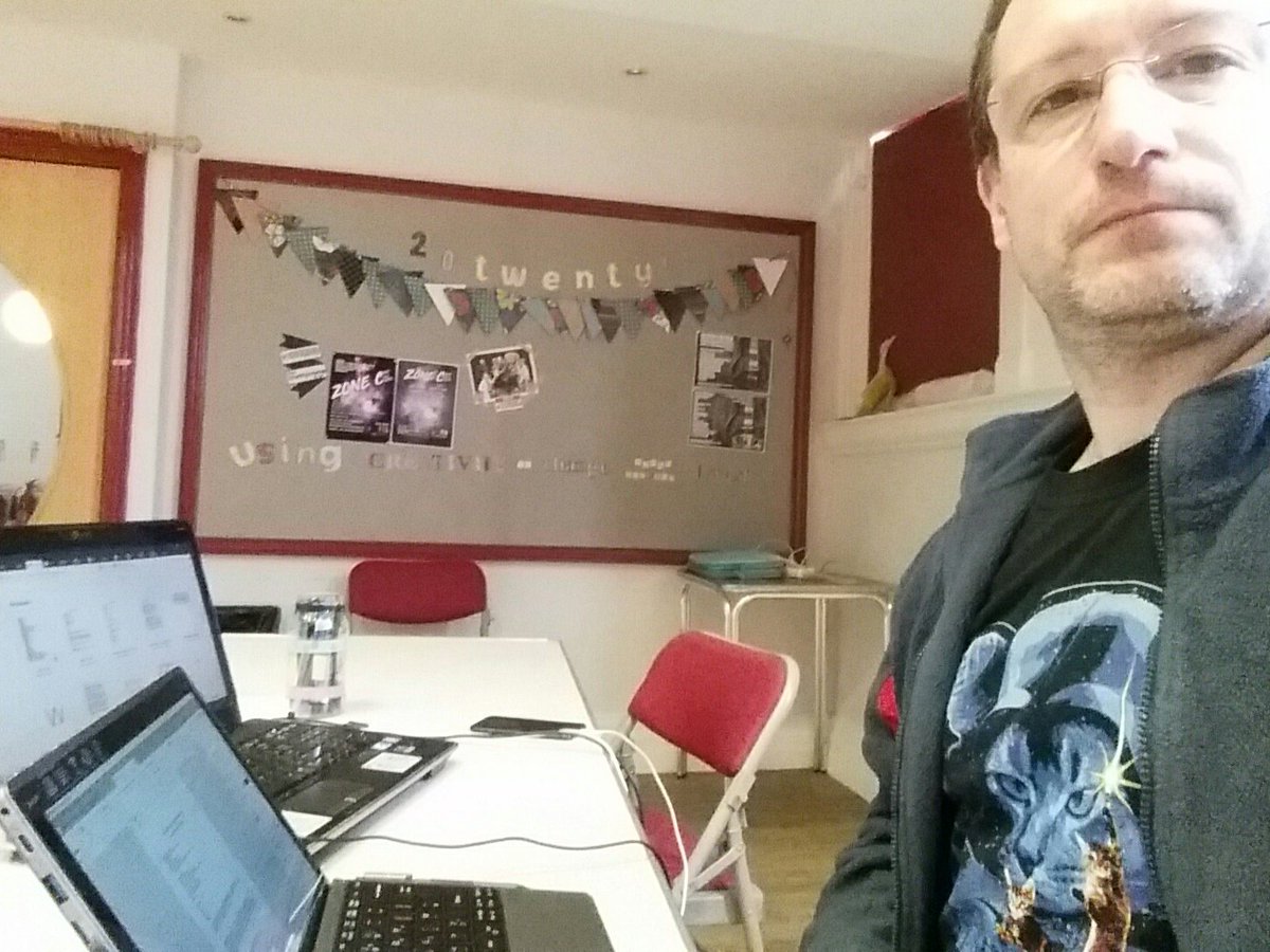 dmj_imagery's tweet photo. Ready and waiting. The #SPff2018  Drop-in clinic is open. Drop by if you want to talk about your film project or if you need any help or stuck with ideas. March Town Hall till 4pm today  #smartphonefilmfestival #March #fenland https://t.co/OquTxk5lXv