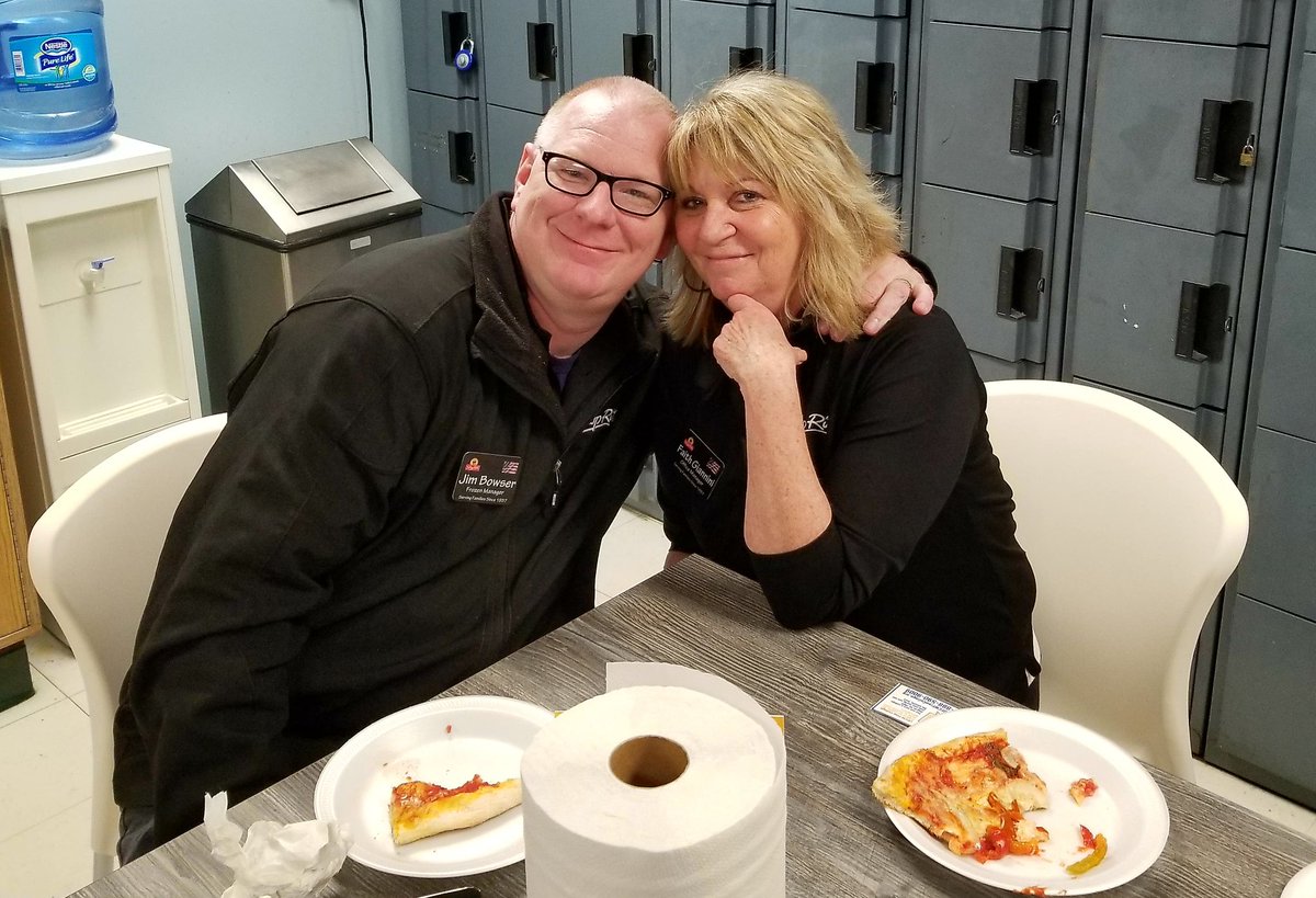 ufcwlocal152's tweet photo. #Local152 🍕🍕🍕contest winners #UFCW #1u https://t.co/rHlpQ2ikEI https://t.co/FjfWDPa6Qo