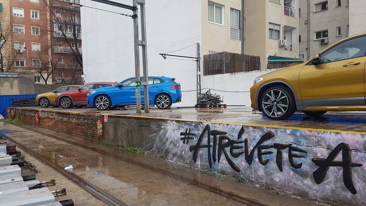 MT_Design_Autos's tweet photo. Hoy toca presentación del nuevo @BMWEspana #X2 en Madrid en un entorno que le sienta fenomenal. https://t.co/6hFtZUYIrY