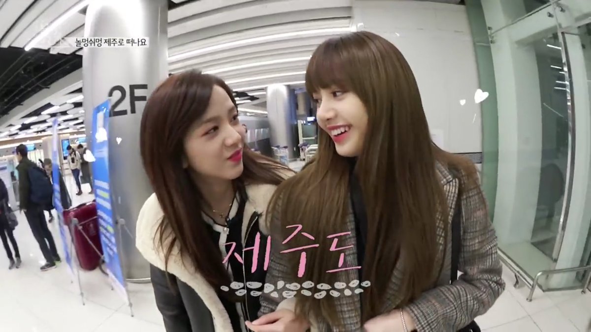 RainbJisoo's tweet photo. เปิดมาถึงก็ต้องเหม็นความรักขนาดนี้เลย #Lisoo https://t.co/9yJyKbGN0P