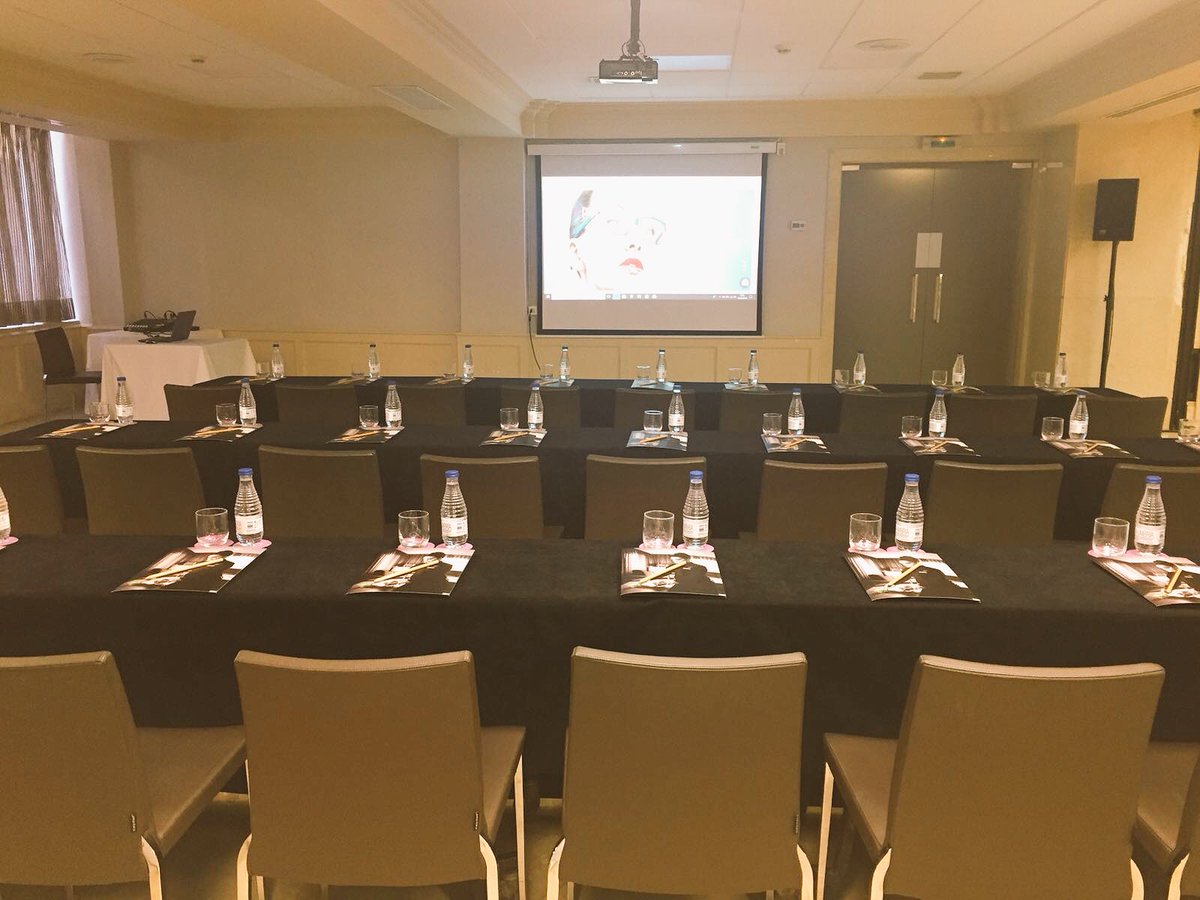 Todo preparado para disfrutar de las conferencias y de las marcas en #WapapopValencia #bloggers #Influencer #Marketing #Marcas