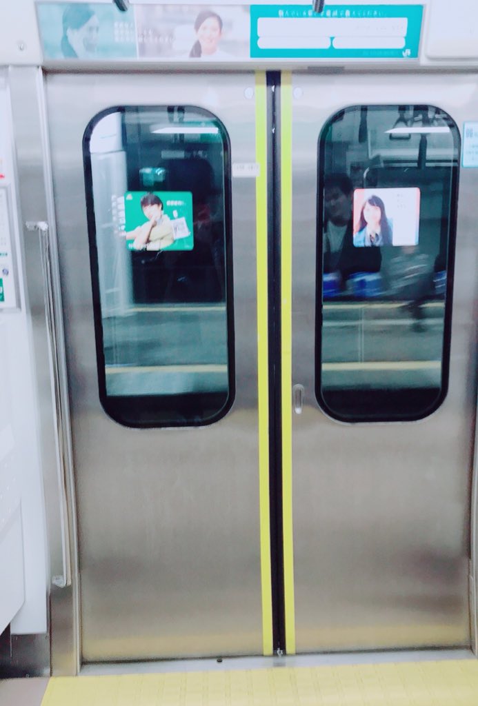 cheru0729's tweet photo. らいちと一緒に越谷レイクタウンにGoしてきた
関西出身の店員に絡まれた時はオワッタって思った＼(＾o＾)／
歩き過ぎて死んだけどエンジョイ出来た👌🏻
ブルゾン色違い買った() https://t.co/pmkW54NPs8