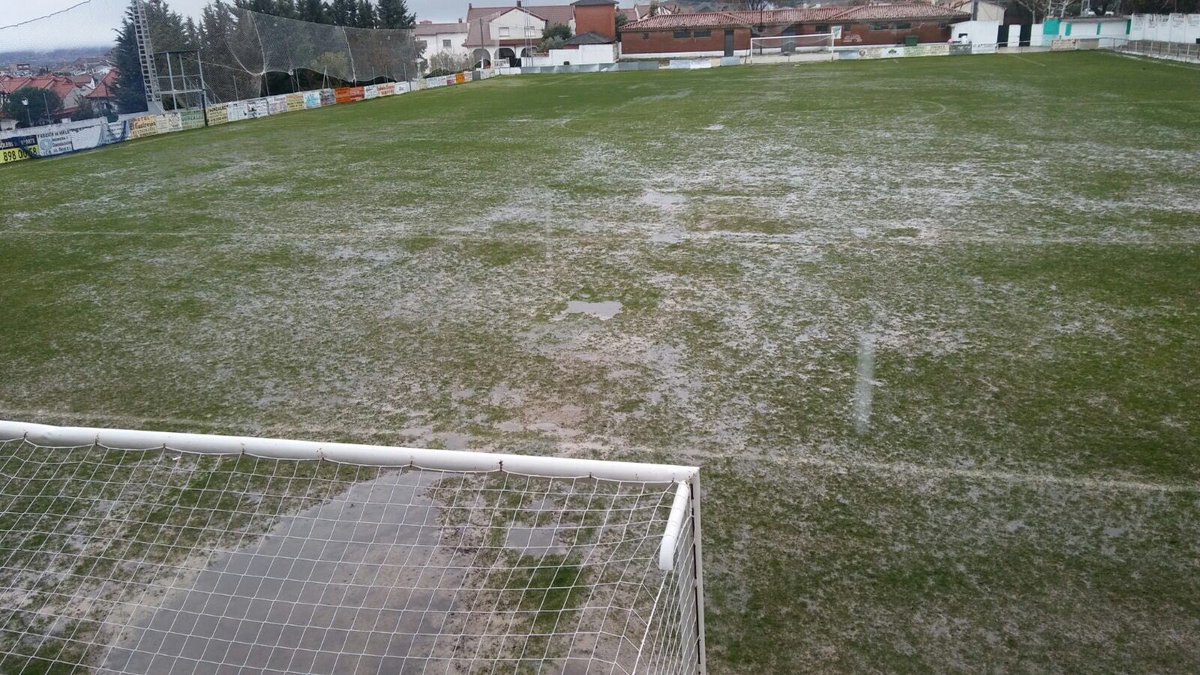 Igualmente en Cebreros, suspendido el #juvenil que enfrentaba esta tarde al <a href="/JuvenilesCebre/">Cebrereña Juvenil</a> contra el Diocesano C