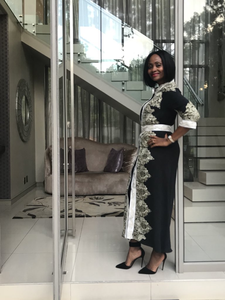 PeleMkhari's tweet photo. TBT to International Women’s day & moments before stepping out to #OperaJewels Gala dinner at Inanda Club. My smile here is about the joy of celebrating other women & being able to get dressed up for the Opera bab #LoveCelebratingWomen #LoveExcellence #GratitudeAlways 👗Kluk 👠CL https://t.co/VhRkx3zTir