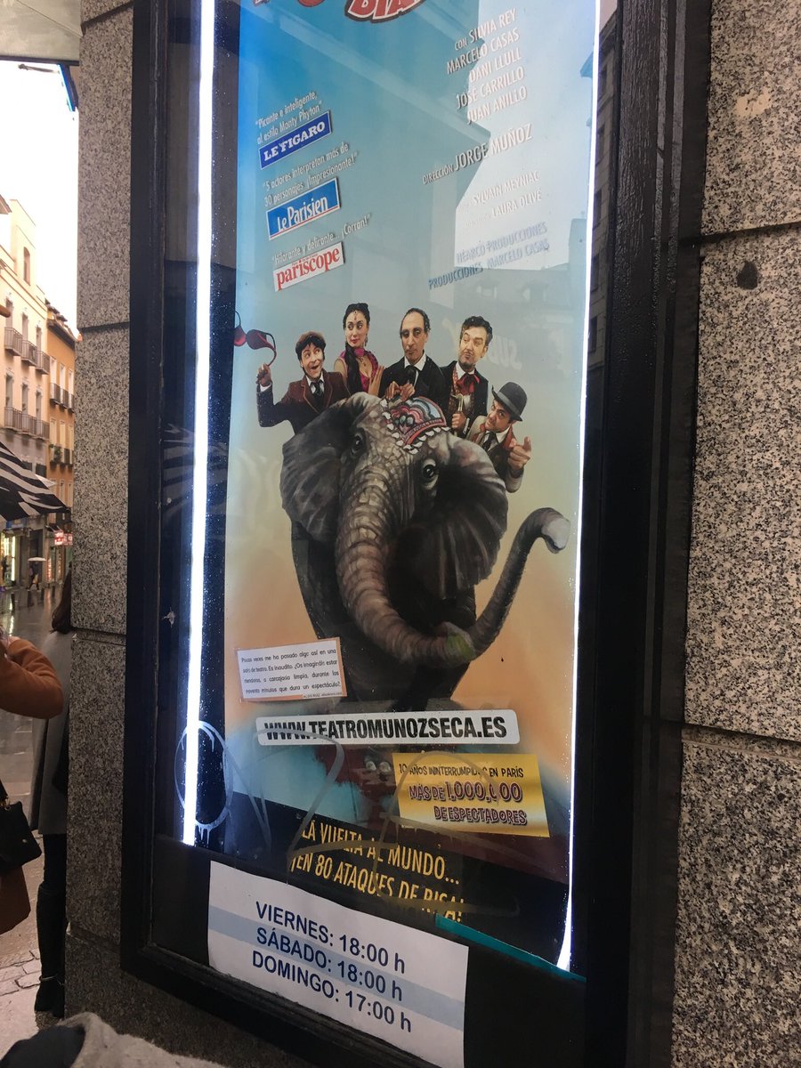 teresahernandog's tweet photo. #lavueltaalmundoen80dias @TeatroMunozSeca Maravillosos @danillull #josecarrillo https://t.co/dJ9fa9Dx1K