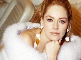 OMG Sharon Stone is 60!!!! Have a very happy birthday, Ms Stone! 