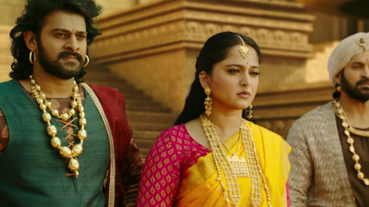 YuvRajPrabhas_'s tweet photo. Expressions ...
#RebelStar \M/ #Prabhas
Ammani Vadhili Velthunnadanna #BADHA 😂
Prajalanthaa Ayanni Aadristhunnaranna #GARVAM 🙏
Thana Prajalatho Undabothunnanna #SANTHOSAM 😁
Proud To Be Fan Of #PrabhasAnna https://t.co/tU1eyhELaM