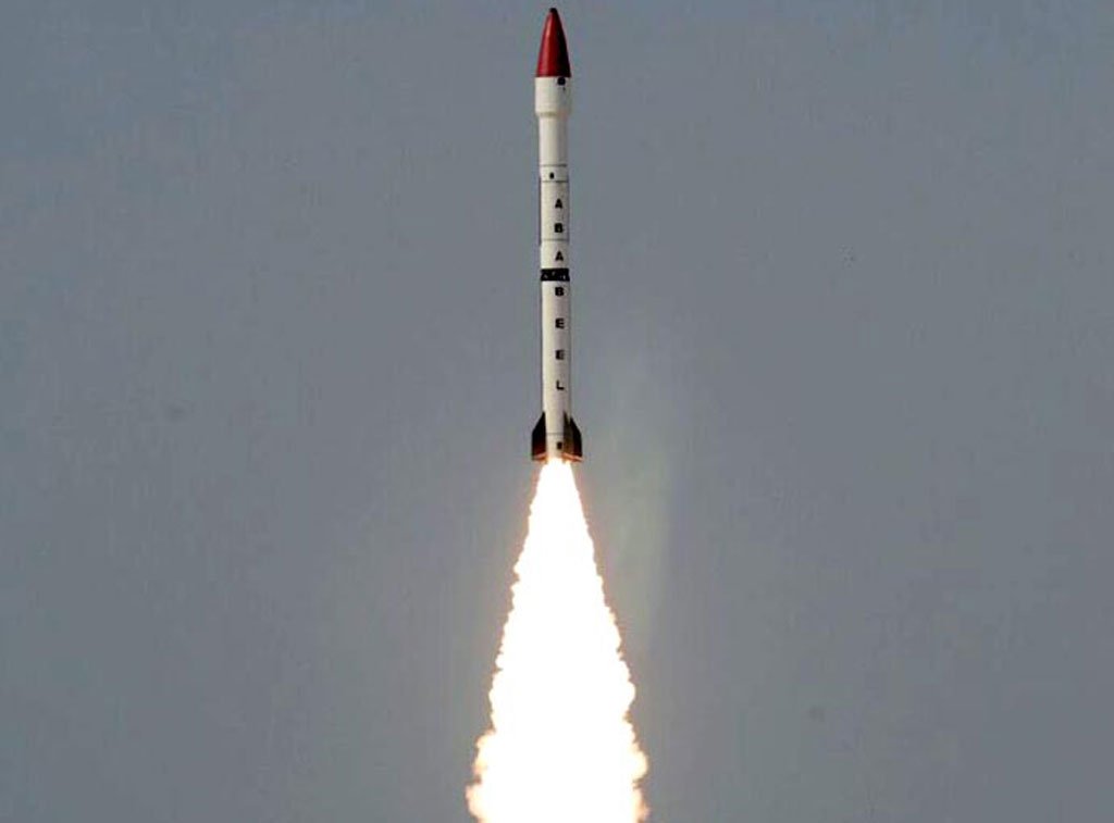 #Pakistan Has Just Tested the Ultimate Nuclear Missile
Pakistan has tested a ballistic missile with a multiple independently targetable reentry vehicle MIRV the USA confronted this week
@defencedotpk
@pid_gov
@AsimBajwaISPR
@evazhengll
@USArmy
@ISPRofficial10