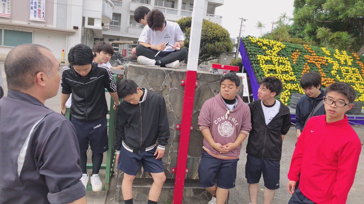 DbnKUJyO5oz9NiJ's tweet photo. 森根の話聞く気ゼロの機械コース https://t.co/GjX9W8XVqS