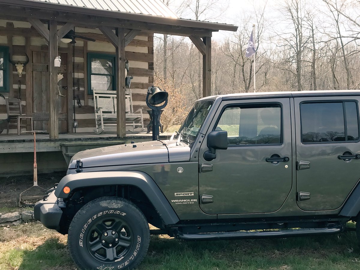 creekerdavid's tweet photo. #JeepMafia #jeepwave #JeepCreep Big Karen at the Creek ☠️ https://t.co/sPCMzJEpF3
