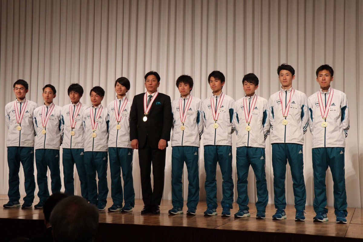 17C1556's tweet photo. 祝勝会来てくれた方々ほんとにありがとうございました！！
あと奥さん大好き！ https://t.co/hc1POouBmB