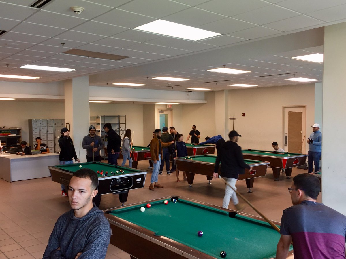 asec_uprb's tweet photo. El pasado jueves se estuvo llevando a cabo el primer ☝🏻 torneo de billar 🎱 en el 3er piso del Centro de Estudiantes. Gracias a todos los que participaron y fueron parte de la misma.  Pendiente que esto aún no se a acabo, nos vemos el lunes.

#TeamASEC #UPRB https://t.co/tVZssYs9kw