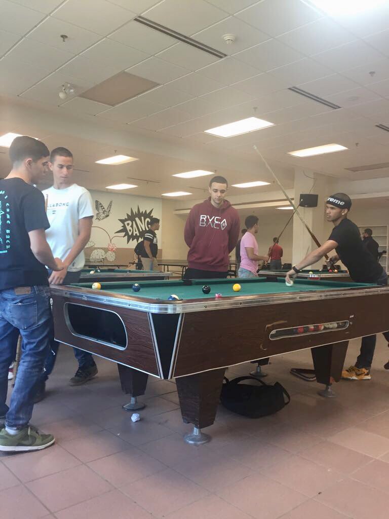 asec_uprb's tweet photo. El pasado jueves se estuvo llevando a cabo el primer ☝🏻 torneo de billar 🎱 en el 3er piso del Centro de Estudiantes. Gracias a todos los que participaron y fueron parte de la misma.  Pendiente que esto aún no se a acabo, nos vemos el lunes.

#TeamASEC #UPRB https://t.co/tVZssYs9kw