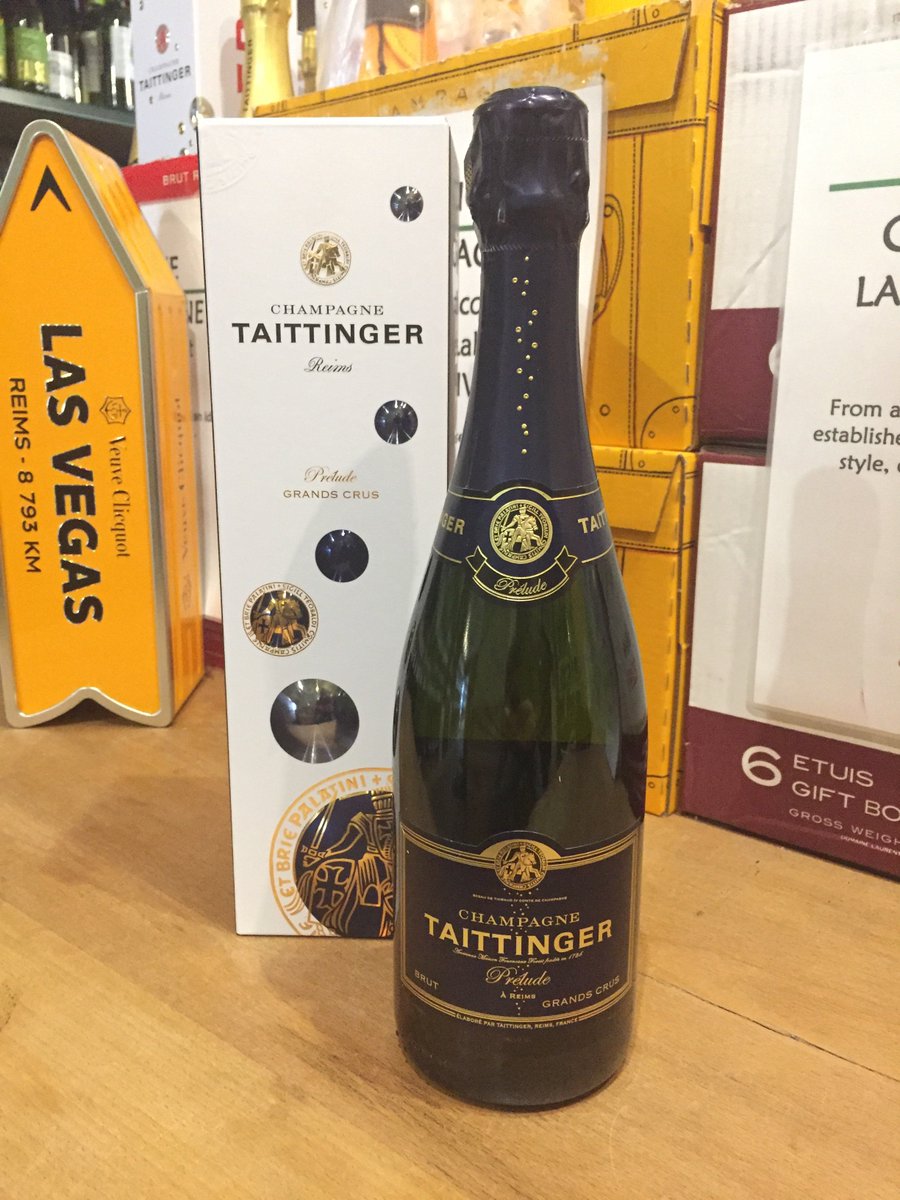 Why are so few people buying Champagne for there Mum’s - remember gin is supposed to be Mother’s ruin after all! 😂 #MothersDay #Dorking @TaittingerUK