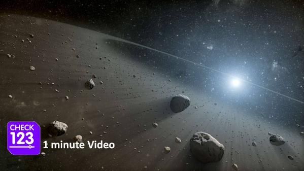 Check123Sci's tweet photo. Have researchers found an alien MEGASTRUCTURE surrounding a distant star? https://t.co/Nczi3e7XeO
#AlienMegastructure https://t.co/pZTpqEKHB3