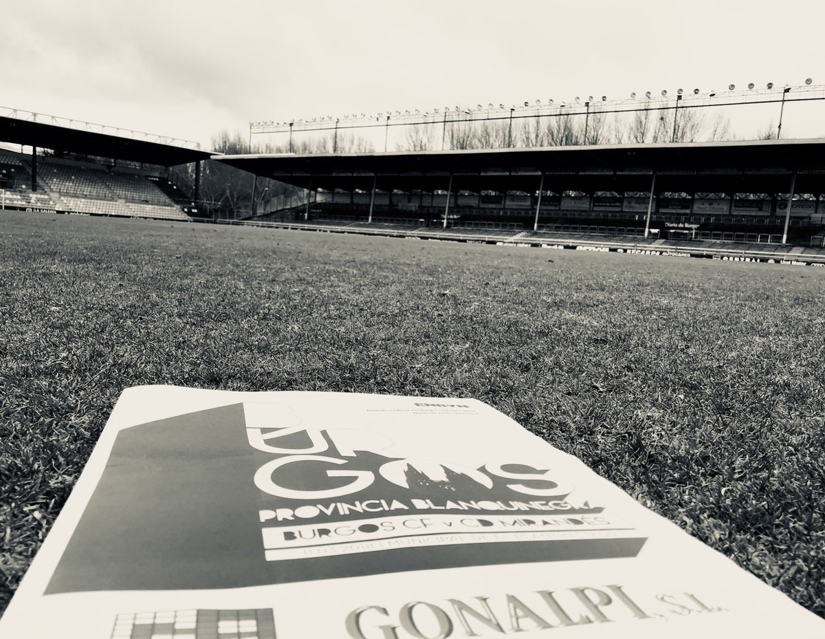 Hoy hemos recibido las copias del N° 2 de ENBYN y ya las tenemos preparadas para que estén en vuestras manos en el #DerbiElPlantío de mañana.

🔜🗞🤗

#ProvinciaBlanquinegra