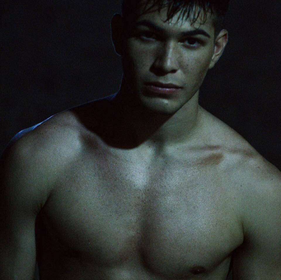 LaSalleHotties's tweet photo. Mathew Custodio, LSGH-DLSU https://t.co/cM2Z6Cjpaj
