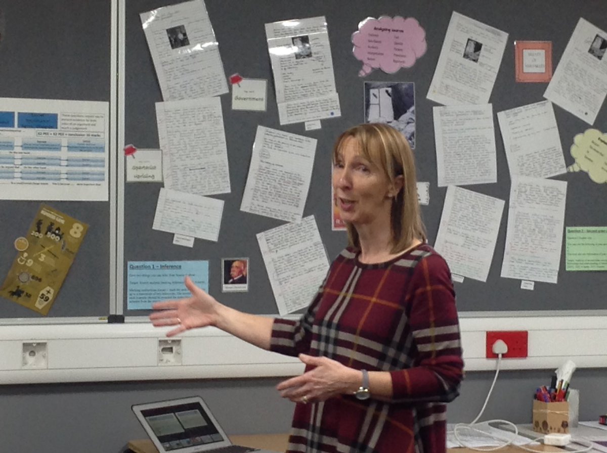 <a href="/LesleyMunro4/">Lesley Munro</a> being #10%braver in sharing her leadership journey and the (sometimes tough) lessons she has learned on the way.  One is the importance of #Teacher5aday and well being.  #WomenEd <a href="/womenEdSE/">WomenEd South East</a>