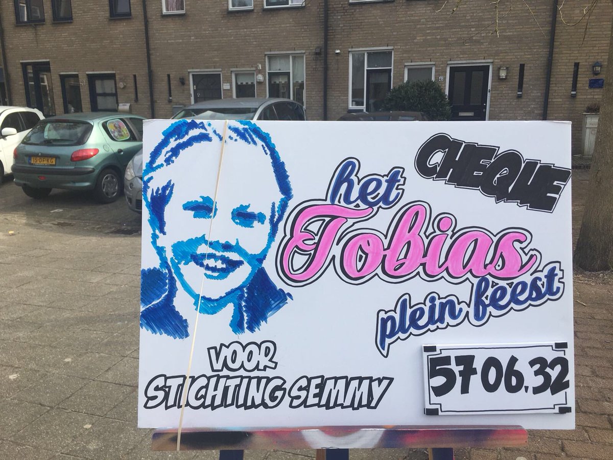 Op 31 december werd voor de zieke Tobias (12) een pleinfeest gehouden. Burgemeester Henk Jan Meijer kwam afgelopen vrijdag naar de Ulgerkamp in Zwolle-Zuid voor de officiële onthulling van het Tobias Sybesma plein en overhandigde de vader van Tobias een cheque van € 5.706,32!