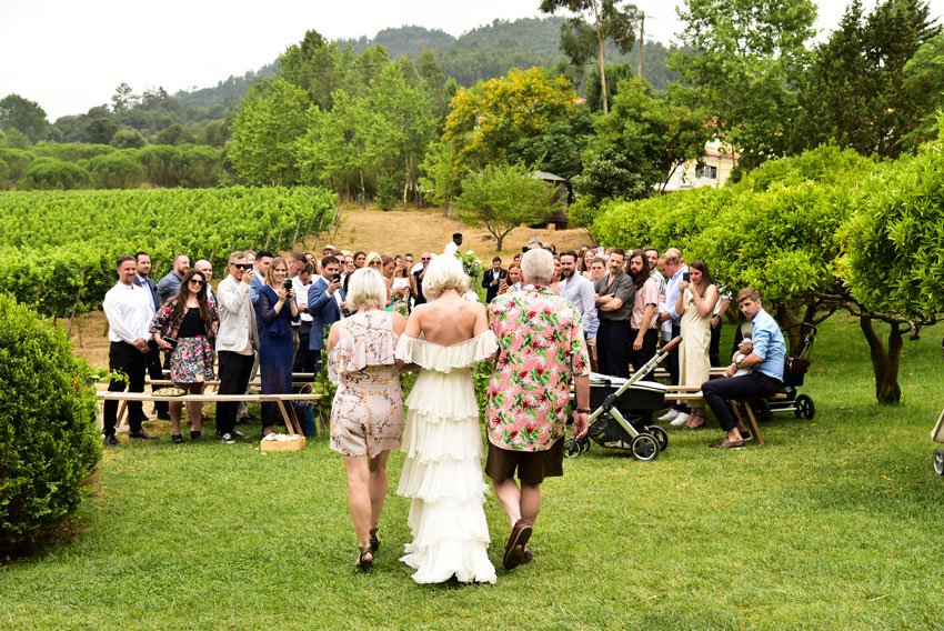 Patchworkit's tweet photo. Meet #PatchworkCouple Steph & John who had a sunny Portuguese wedding followed by a road trip across the USA: https://t.co/tKUssbrsML https://t.co/R3JmTZtld0
