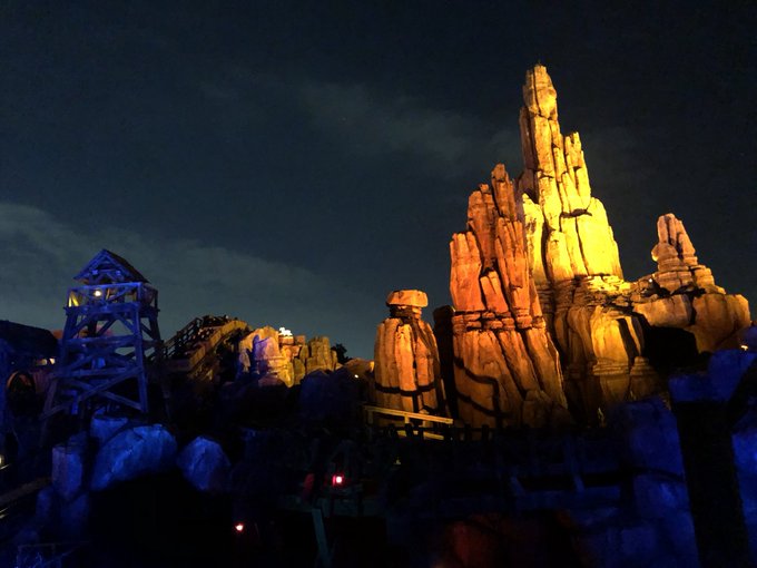 ディズニーランドの都市伝説を一挙紹介 ちょっと怖い裏話や感動秘話も Travel Star