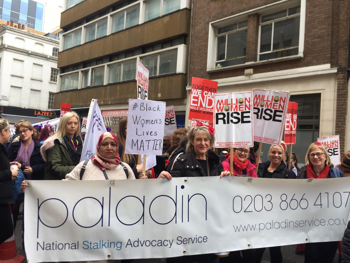 SaferTogether1's tweet photo. #deedsnotwords #millionwomenrise #MeToo

Lancashire women out on the streets of London today. @HARVLancashire @paladinservice https://t.co/OmCJKZAdxF
