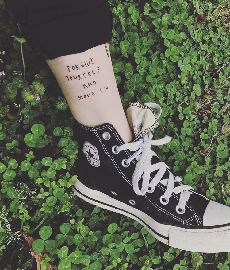 HopeForTheDay's tweet photo. we are all works in progress, keep pushing on #itsoknottobeok #havehope #hopefortheday #1for121 https://t.co/hVVH2H0CFT