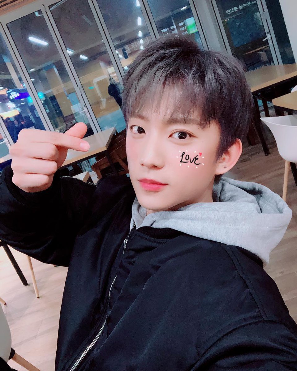 b1a4snaps's tweet photo. [GONGCHAN INSTAGRAM] gongchanida: #bana 💕💕💕💕💕 https://t.co/E9TW4VIEJp #kpopsnaps https://t.co/DrcbyLXWoS