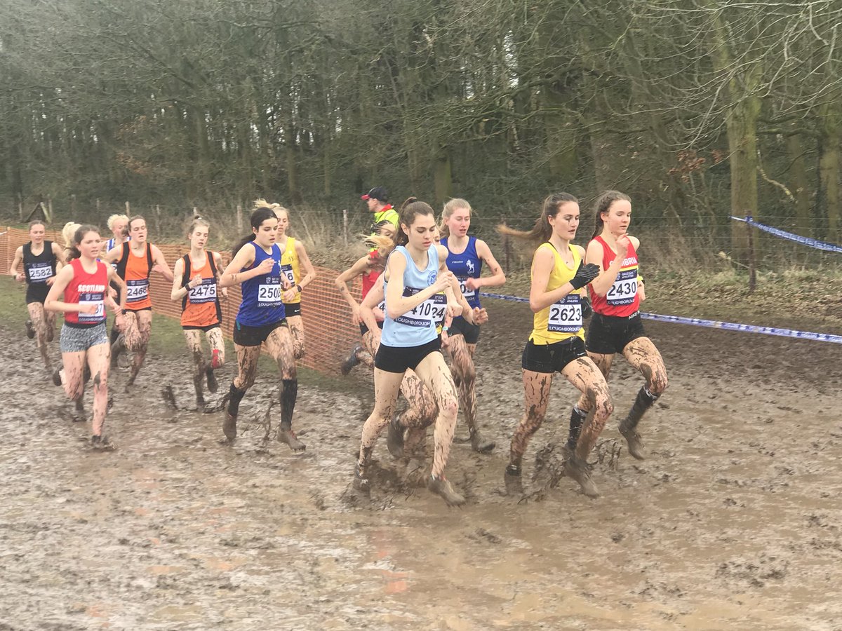 Leaders in Inter Counties under 20 women’s race in first mile