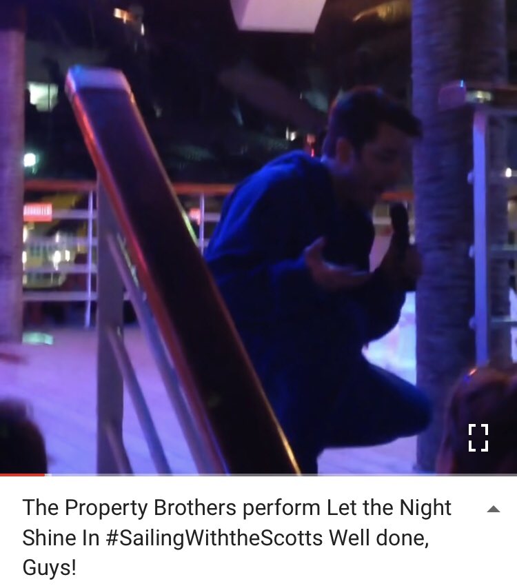 BeckerlvtWendy's tweet photo. #FanBROing So what does @MrSilverScott do when it’s 90 degrees and he has a sore throat? Sing Let the Night Shine In for 2000 of his besties in a heavy onesie, of course! https://t.co/qlOnKSBfPG #nowTHATSlove #OnlyDrewsBack #WhowasthatShark #respecttheonesie #QueensofScotts https://t.co/pf3Qp0UdKR