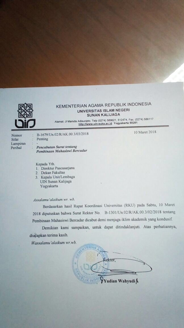 Fahrihamzah's tweet photo. ALHAMDULILLAH larangan bercadar sudah dicabut...terima kasih pak rektor UIN Sunan Kalijaga. #BercadarItuHAM https://t.co/Jkww33SqPE