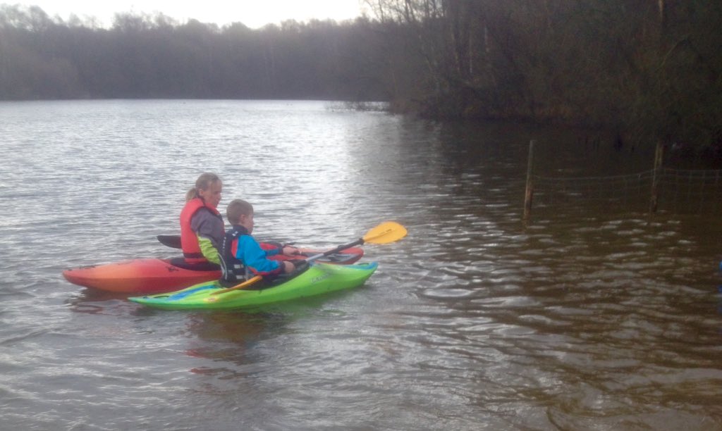 MADCC_Canoe's tweet photo. Good turnout for #MADCC Saturday morning paddle at #Brereton nature reserve. Back to Thursday evenings after Easter! https://t.co/e4GVjcTw0B