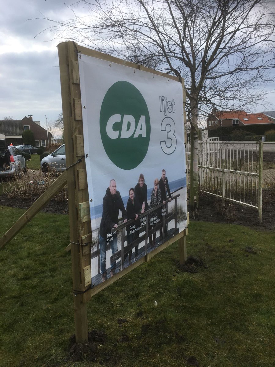 cda_sd's tweet photo. We werken aan onze zichtbaarheid, beter voorbeeld van het belang dat wij hechten aan (culturele) tradities is er bijna niet #strao #cda-sdontour https://t.co/D0wSYFwxQ7